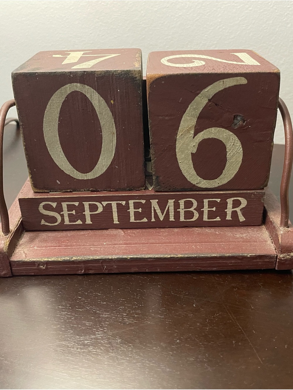 Rustic Wooden Desk Calendar Block - Red